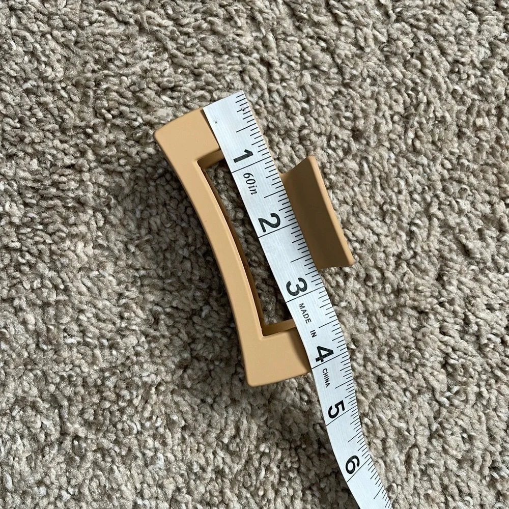 Solid Tan Neutral 4” Medium Claw Clip | OS